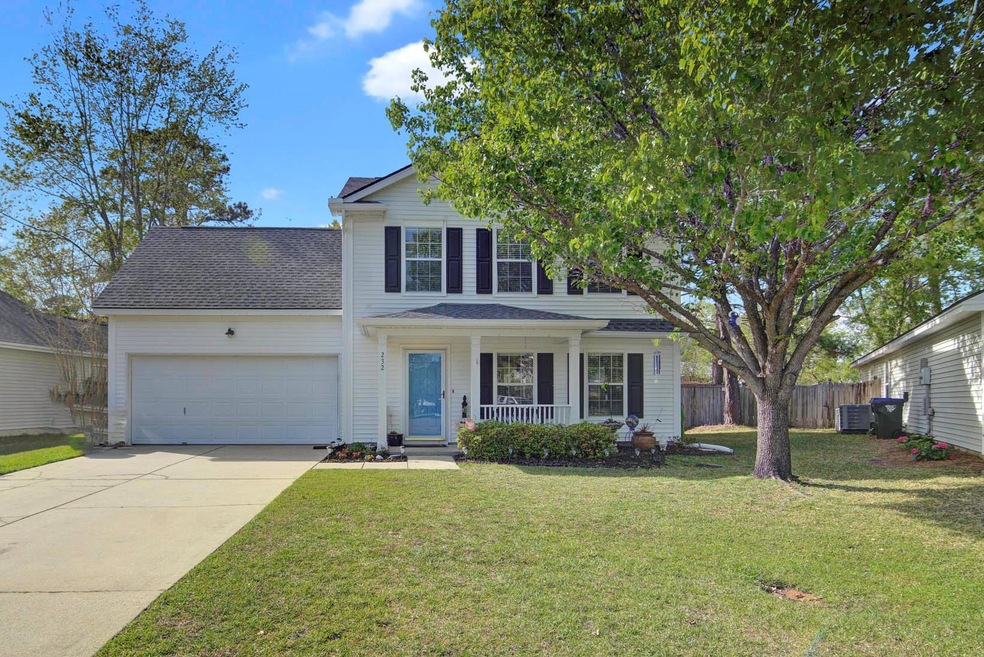 232 Two Pond Loop
