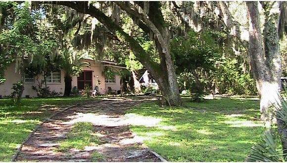 453 N Dixie Ave, Titusville, FL 32796 - photo 1