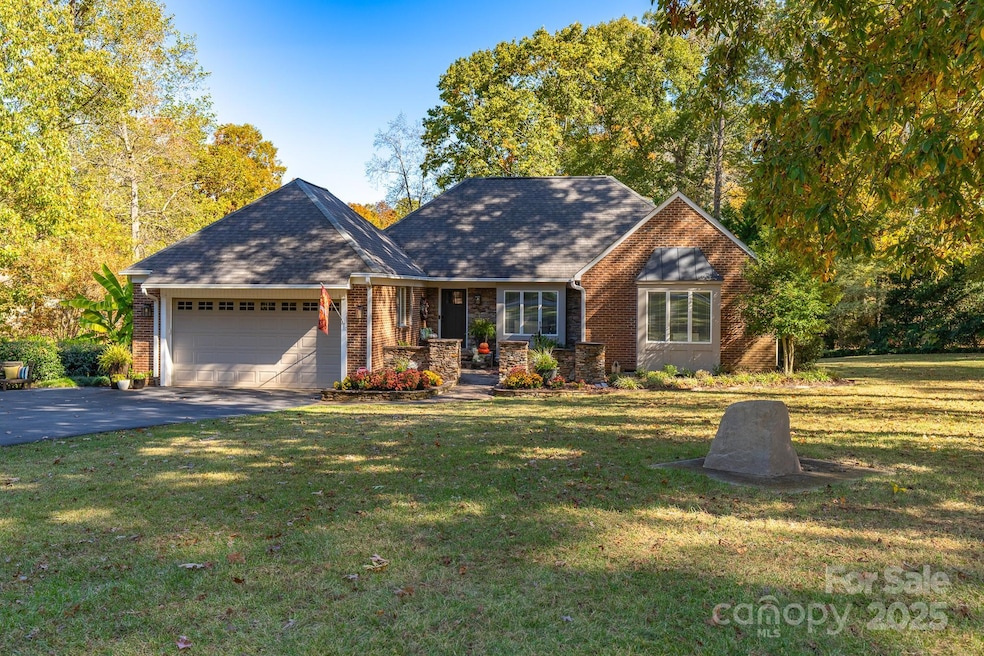 For Sale $574,000 • Co-Listing Agent