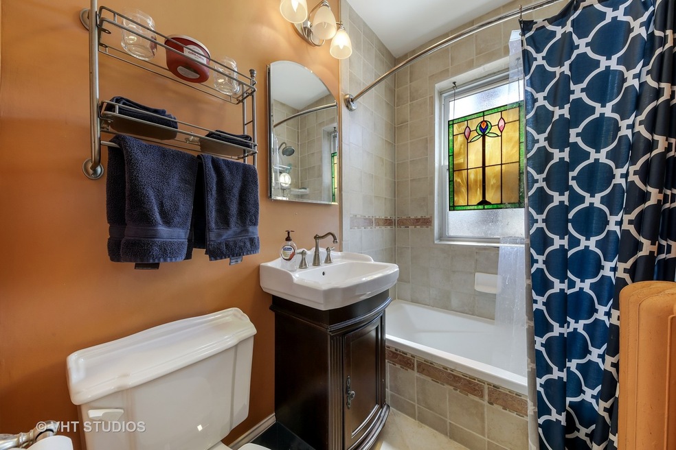 132 N Haven Rd unit 1W, Elmhurst, IL 60126 - photo 1