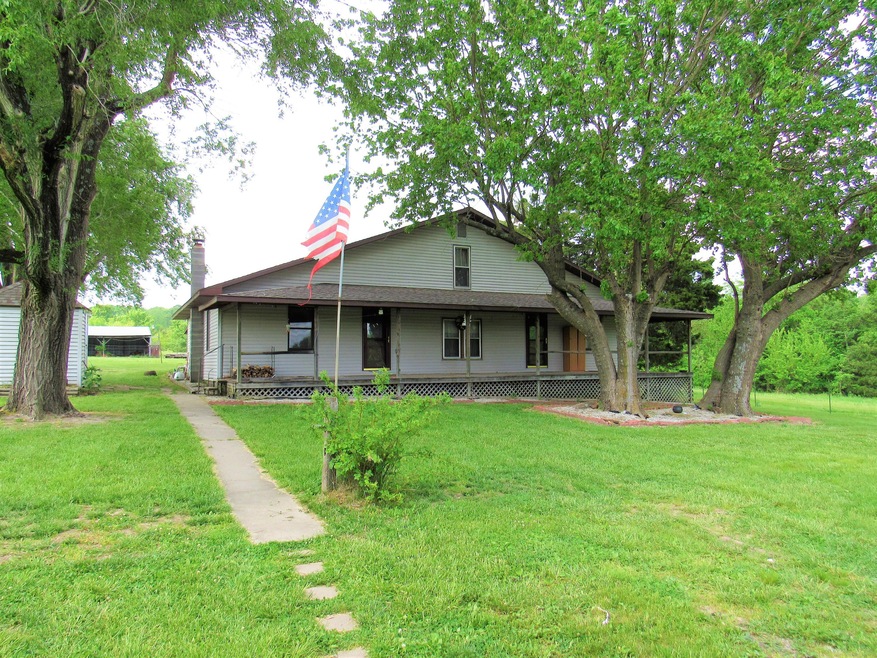 815 E 430th Rd, Bolivar, MO 65613 - photo 1