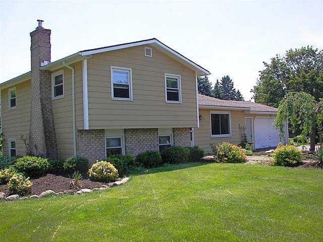 Exterior Front. Welcome 73 Farmcrest Dr.