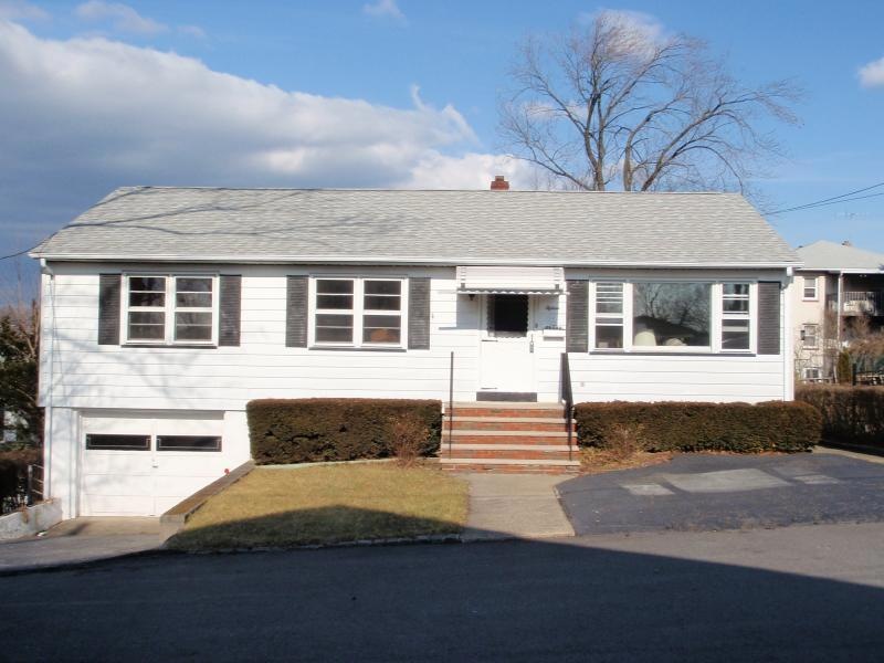 15 W 32nd St, Woodland Park, NJ 07424 - photo 1