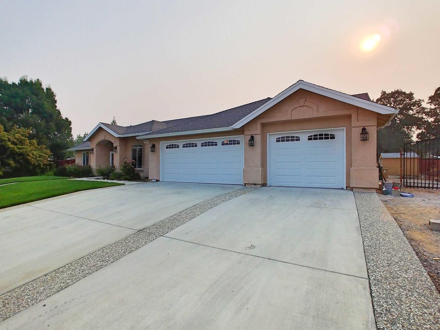 19284 Lexington Lane