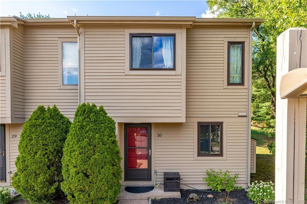 195 Village Square Dr unit 30, New Britain, CT 06053 - photo 1