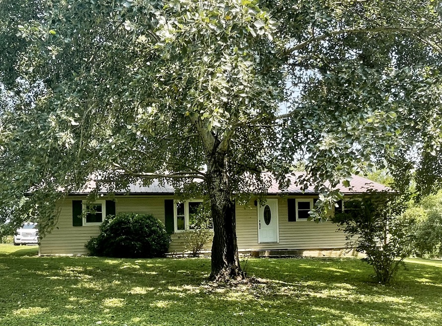 50 Warden Ln, Tennessee Ridge, TN 37178 - photo 1