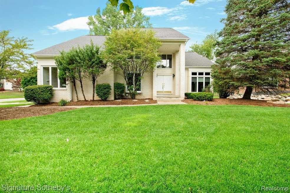 West Bloomfield Colonial