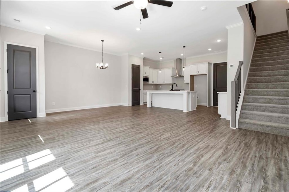 947 Willingham Dr unit 2, Hapeville, GA 30354 - photo 1