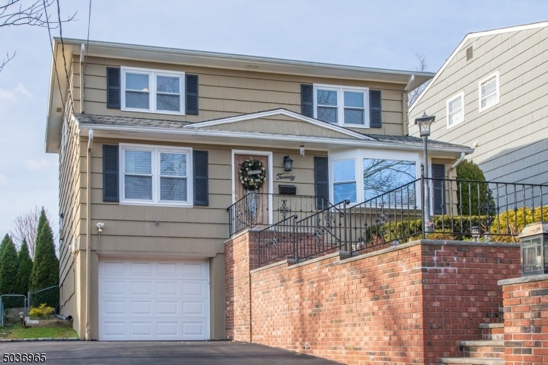 20 Elmwood Rd, Verona, NJ 07044 - photo 1