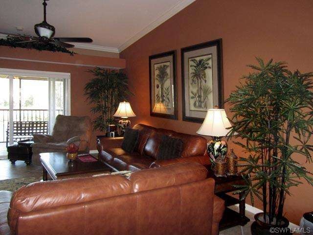 Great Room vaulted ceilings