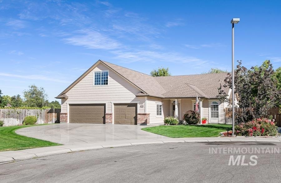 755 N Caracaras Place, Eagle, ID 83616 - photo 1