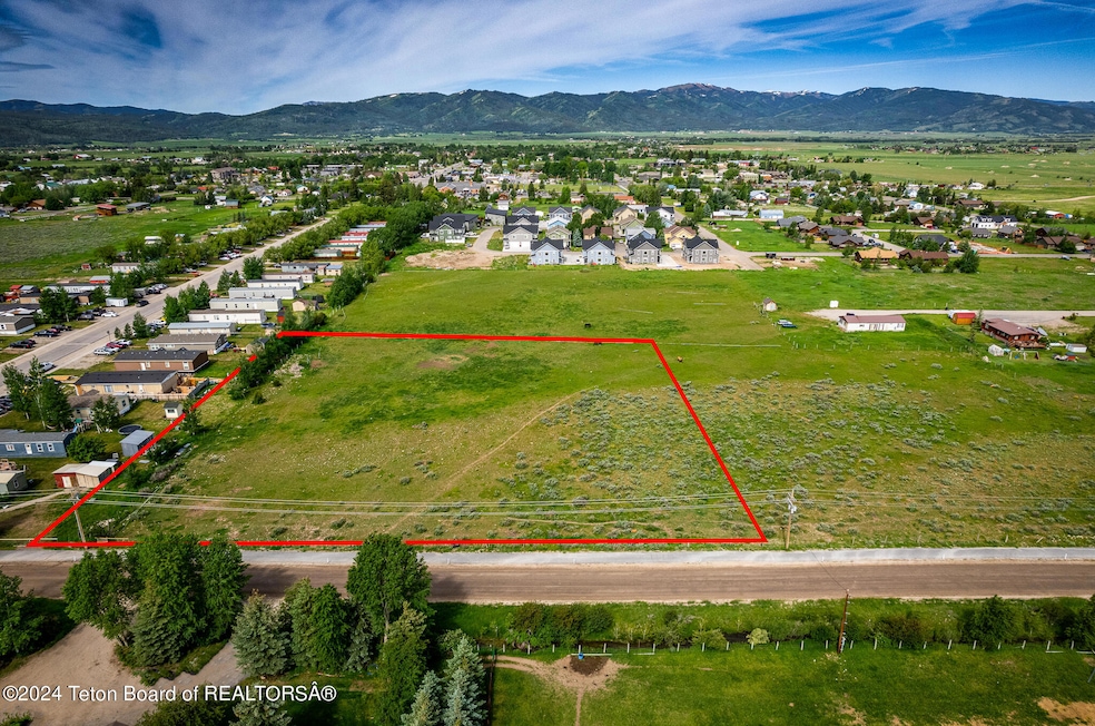 850 S 17 W, Victor, ID 83455 - photo 1