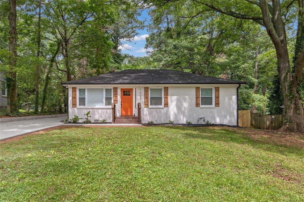 Fully renovated home in Decatur!