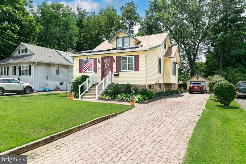 214 E Park Ave, Maple Shade, NJ 08052 - photo 1