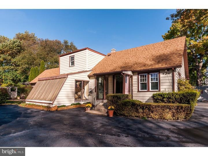 1048 Main St, Brookhaven, PA 19015 - photo 1