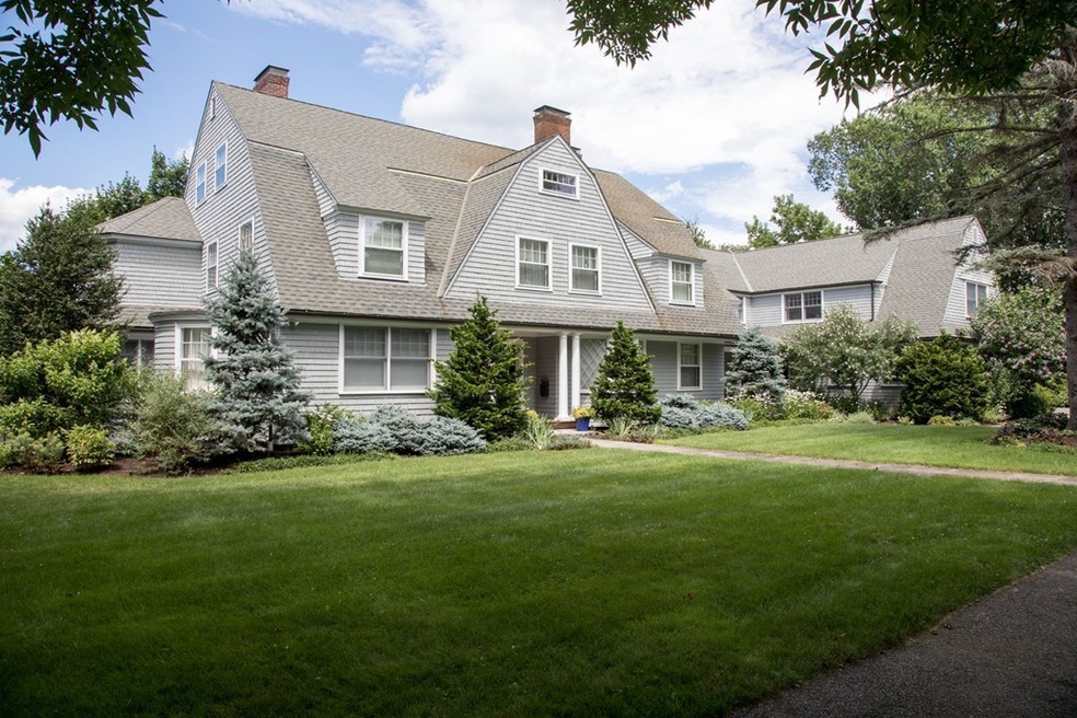 256 Highland St, West Newton, MA 02465 - photo 1