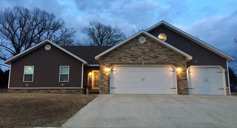 233 Century, Poplar Bluff, MO 63901 - photo 1