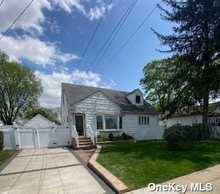 697 Partridge Ave, West Hempstead, NY 11552 - photo 1