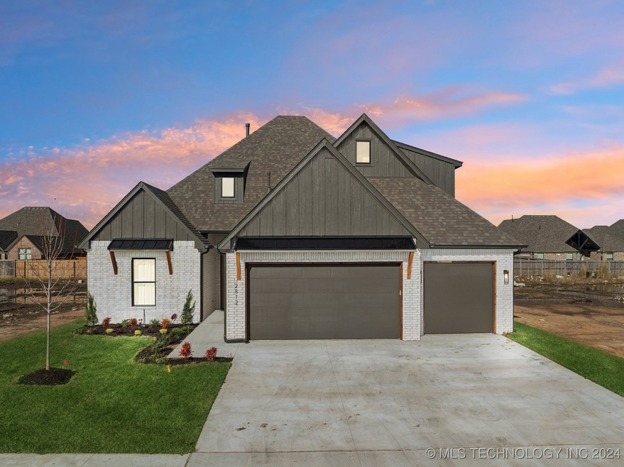 2812 E Northampton St, Broken Arrow, OK 74014 - photo 1