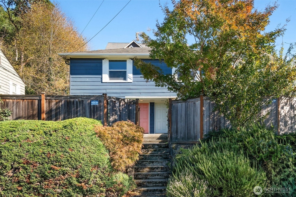 3034 31st Ave W unit A, Seattle, WA 98199 - photo 1