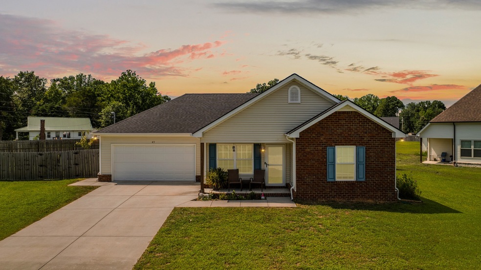 43 Grace Ct, Manchester, TN 37355 - photo 1