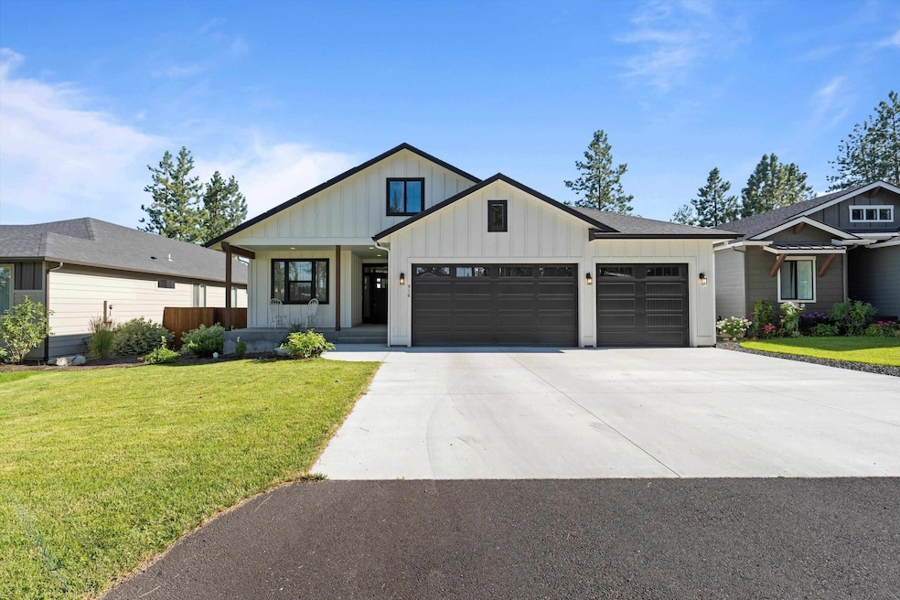 916 E Farwell Rd, Spokane, WA 99208 - photo 1