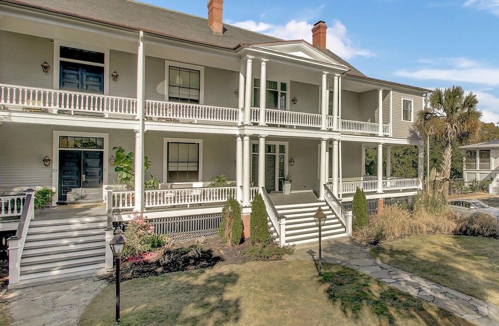 Exterior 2