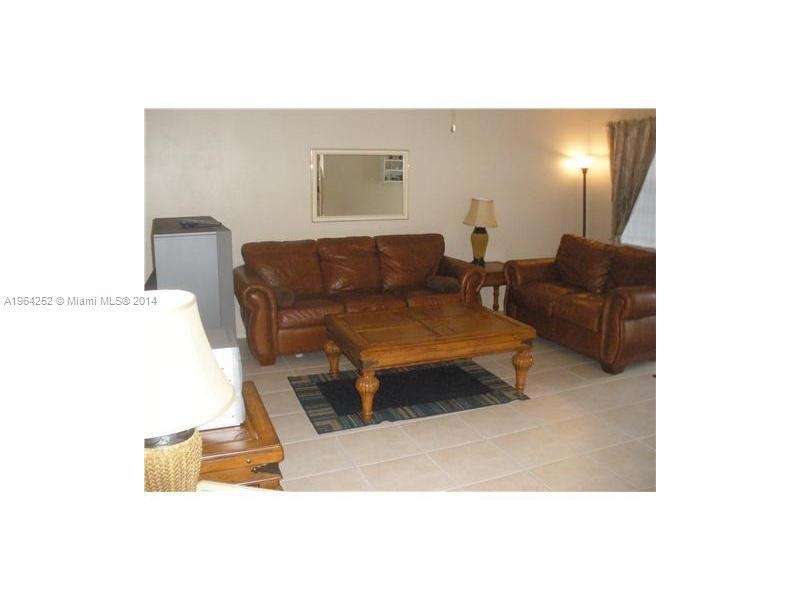 400 SE 3 Ave unit 204, Hallandale Beach, FL 33009 - photo 1