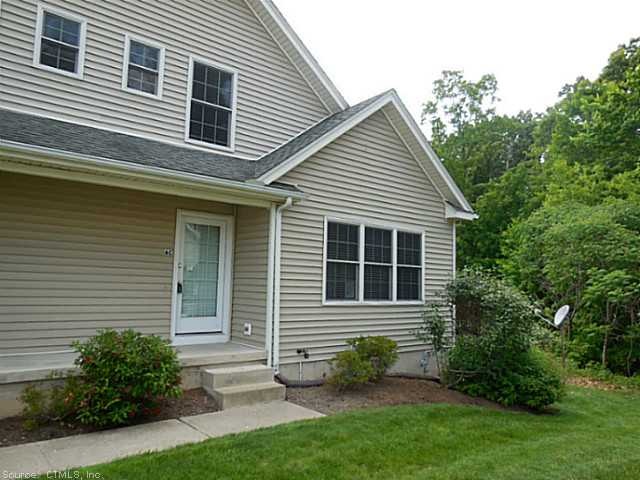 6 Reggie Way unit 6C, Broad Brook, CT 06016 - photo 1