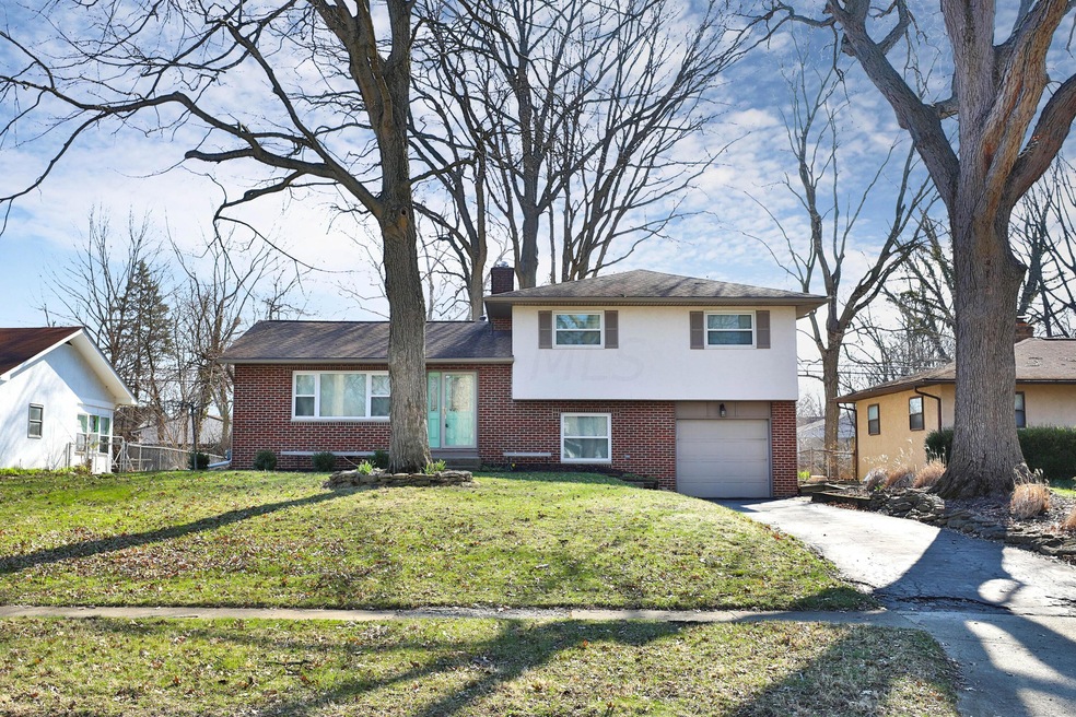 5460-NorthMeadows-01