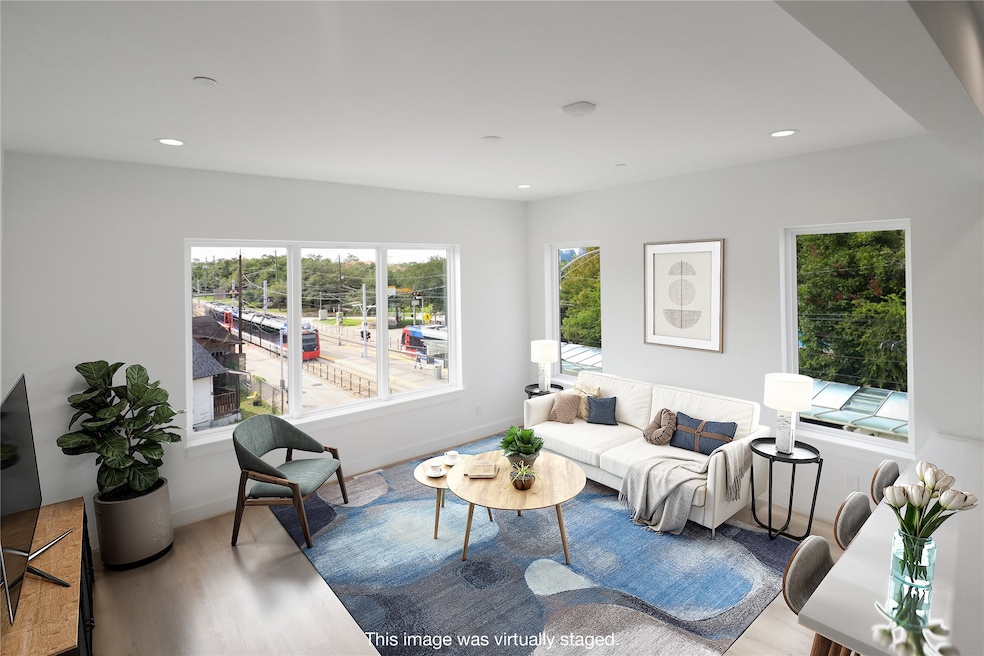 3824 Fulton St unit 117, Houston, TX 77009 - photo 1