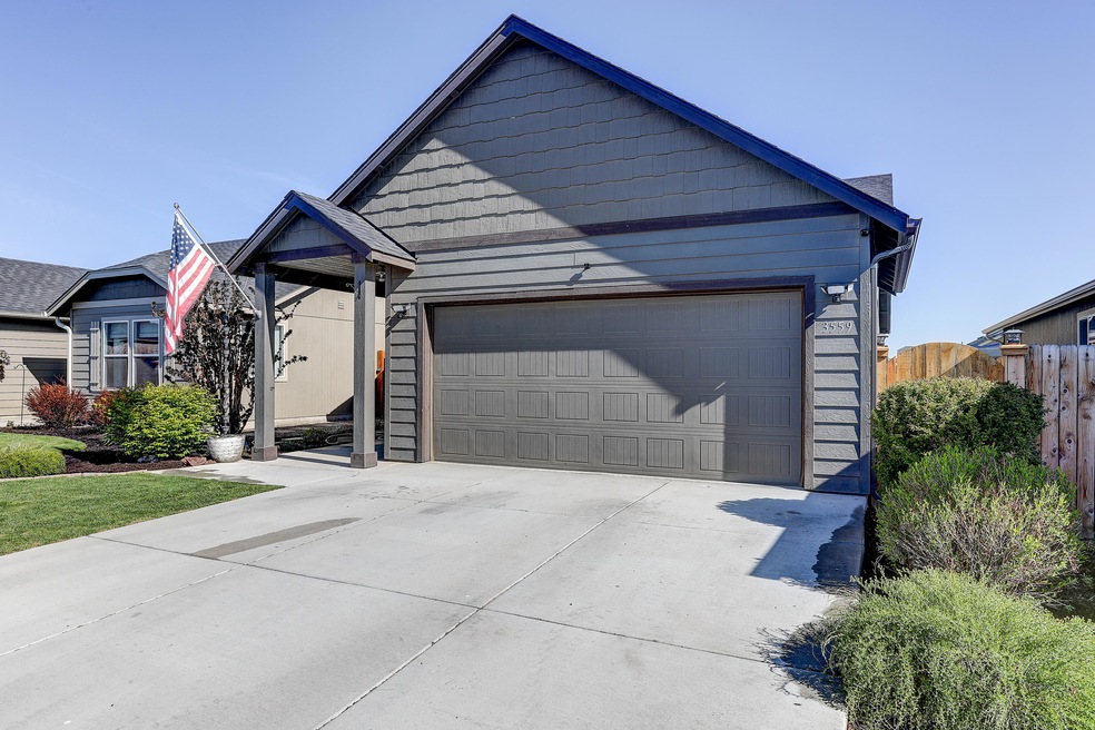 3559 SW Pumice Place MLS-26
