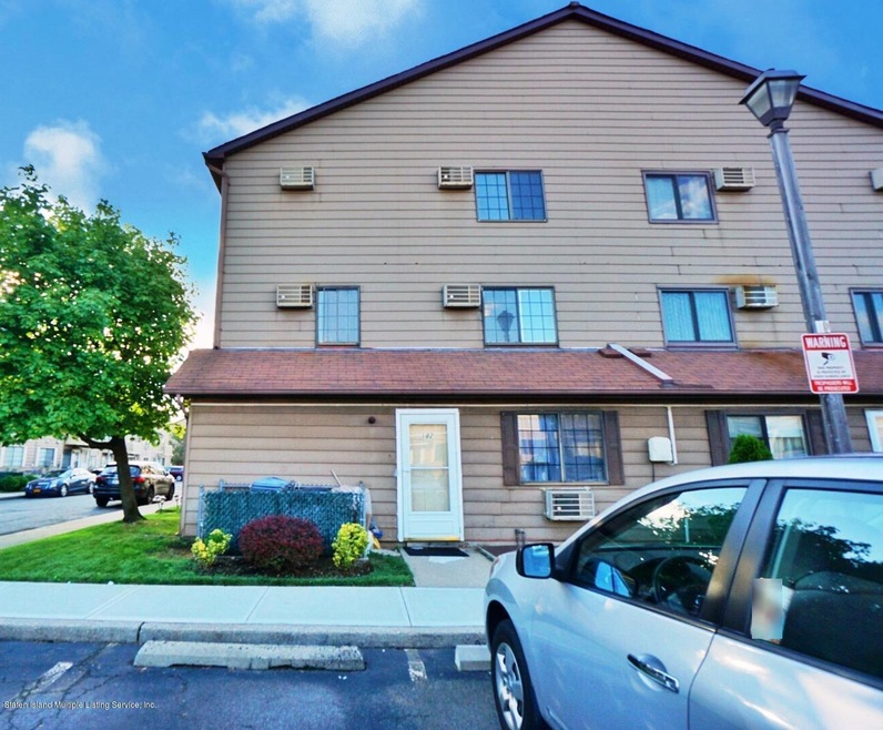182 Lamped Loop unit 106, Staten Island, NY 10314 - photo 1