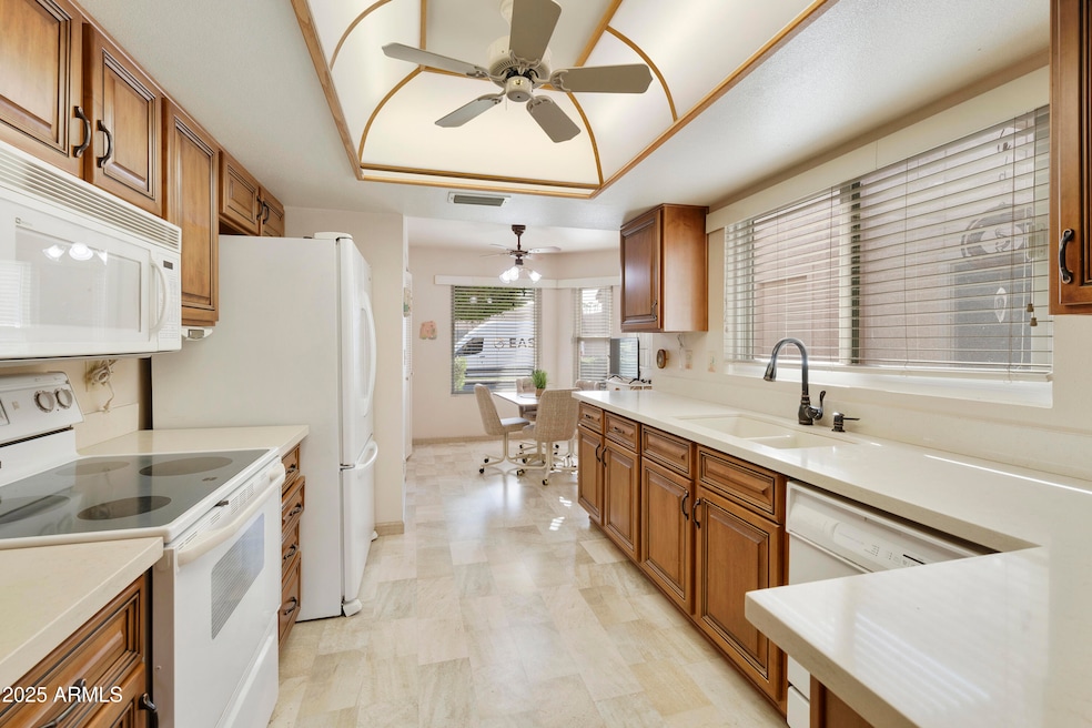 718 S Arrowwood Way unit 53, Mesa, AZ 85208 - photo 1