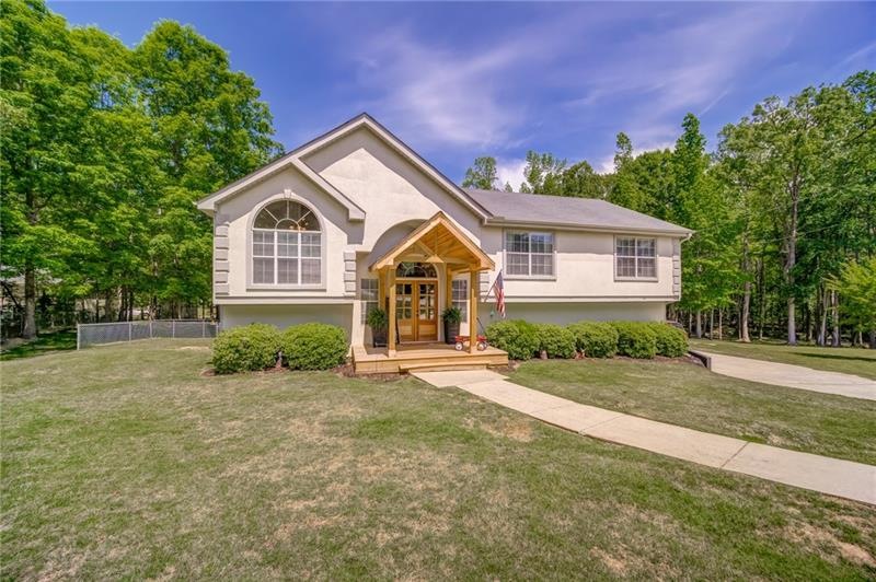 95 Chastain Way, Dallas, GA 30157 - photo 1