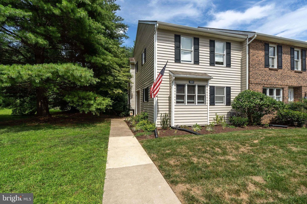 4201 Fox Pointe Ct unit 4201, Glen Mills, PA 19342 - photo 1