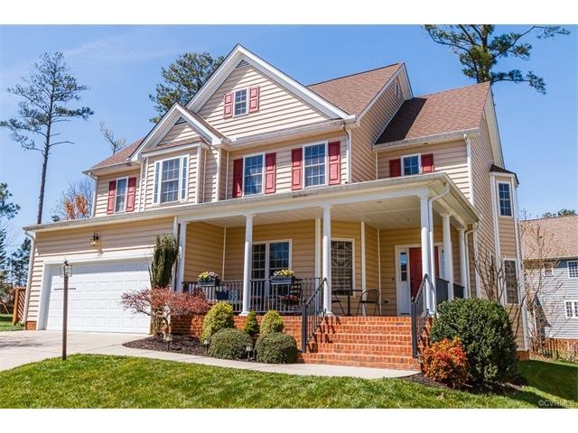 Beautiful Curb appeal! At the end of a Cul-de-sac.