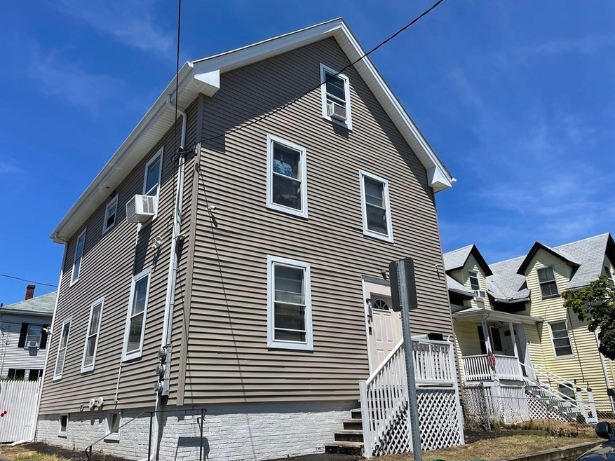 16 Robinson St unit 1, Lynn, MA 01905 - photo 1