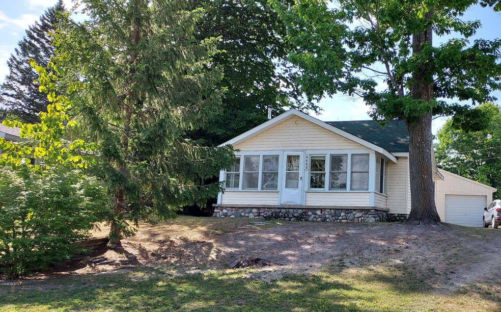 6683 Paradise Trail