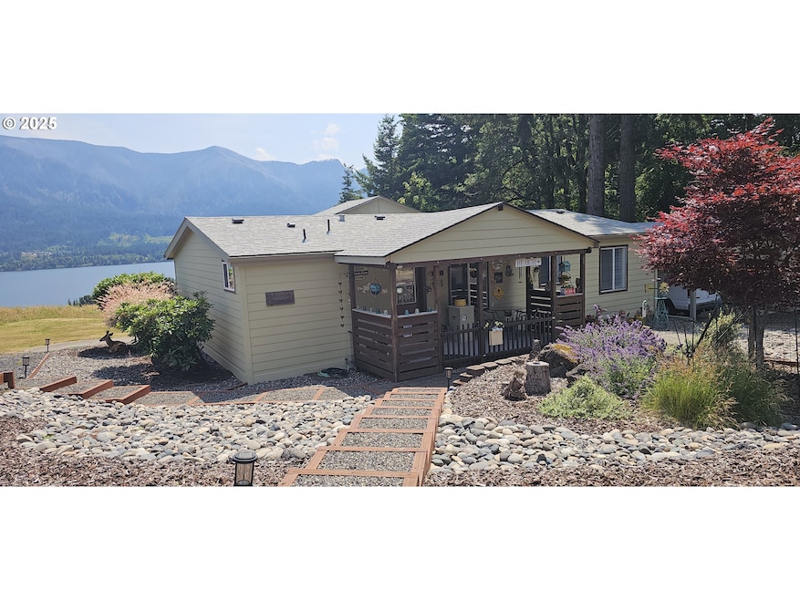 For Sale $519,900 • Co-Listing Agent
