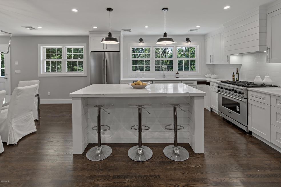 24 Licata Terrace, Cos Cob, CT 06807-114