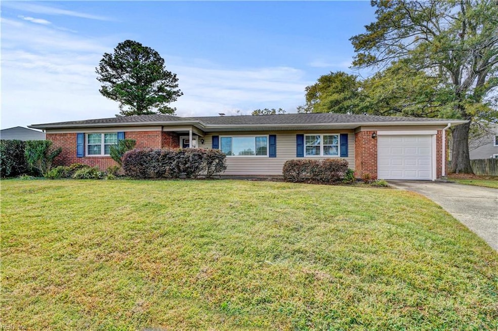 Welcome to 1101 Gladiola Crescent