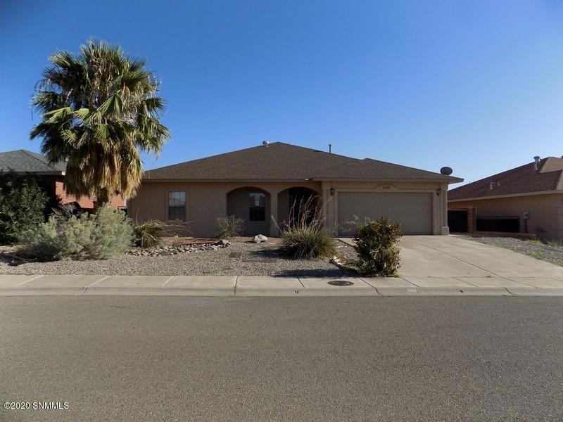 902 Hermoso El Sol, Alamogordo, NM 88310 - photo 1