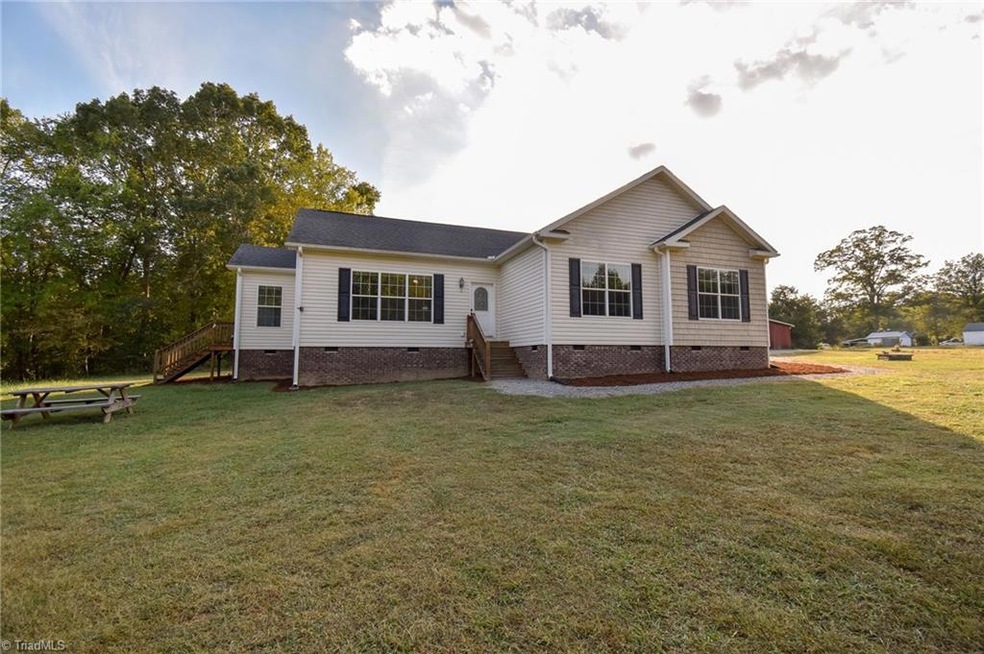 921 Mack Rd, Asheboro, NC 27205 - photo 1