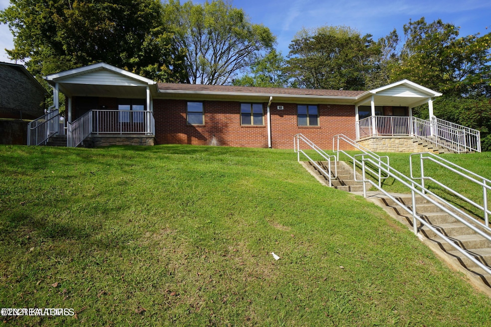 For Rent $1,200/month