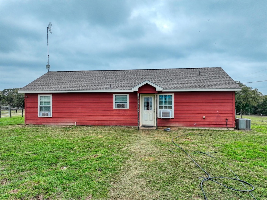 2465 County Road 314, Rockdale, TX 76567 - photo 1