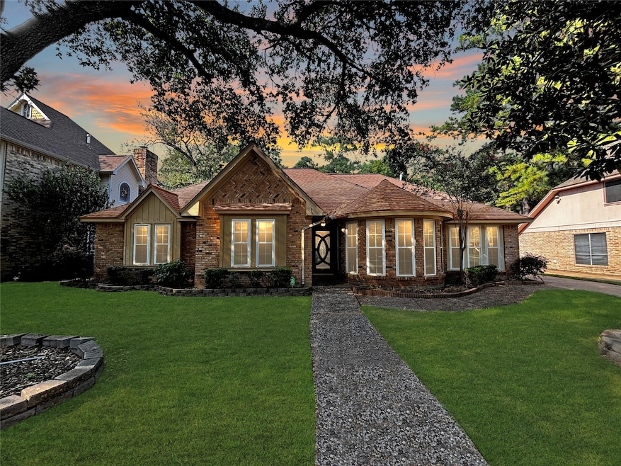 14715 Forest Lodge Dr, Houston, TX 77070 - photo 1