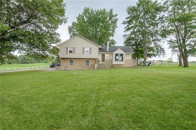 13215 W 247th St, Louisburg, KS 66053 - photo 1