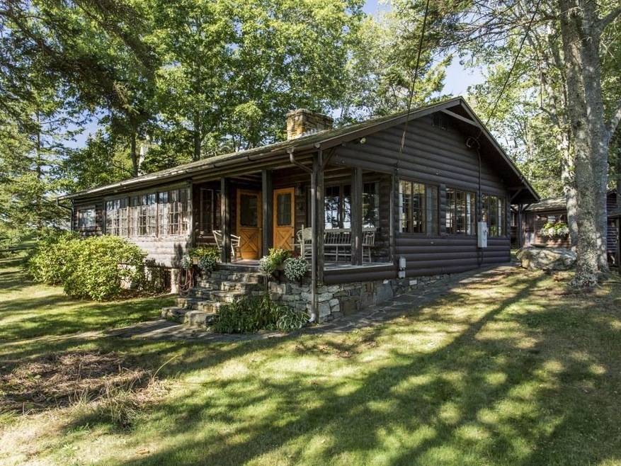 19 Central Ave, Boothbay Harbor, ME 04538 - photo 1