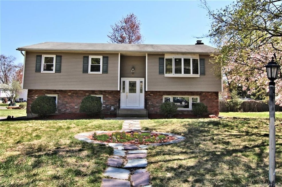 Sold $560,000 • Co-Listing Agent